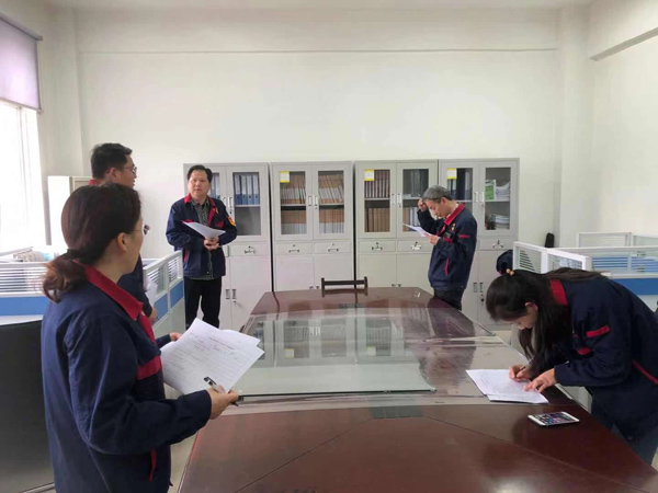 第二建筑工程事業(yè)部開展“設(shè)備見本色”專項活動 第二建筑工程事業(yè)部開展“設(shè)備見本色”專項活動