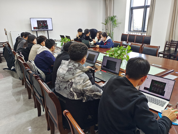 第一建筑工程事業(yè)部開展導(dǎo)師帶徒培訓(xùn) 第一建筑工程事業(yè)部開展導(dǎo)師帶徒培訓(xùn)