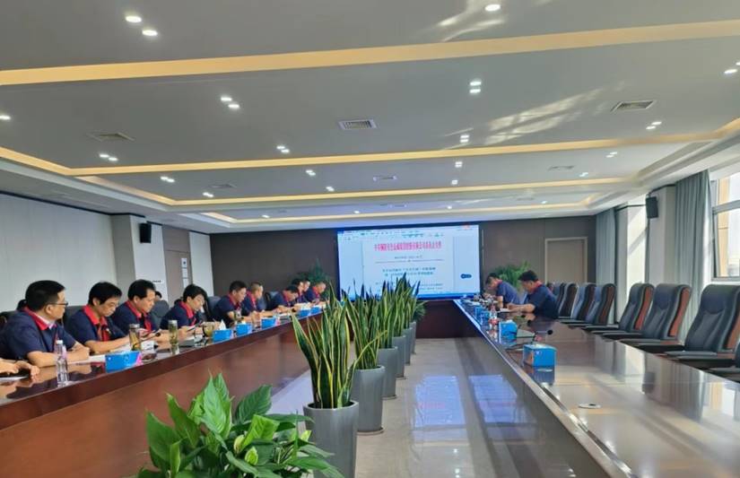 運(yùn)用浙江‘千萬(wàn)工程’經(jīng)驗(yàn)案例，加強(qiáng)公司5S管理工作會(huì)議