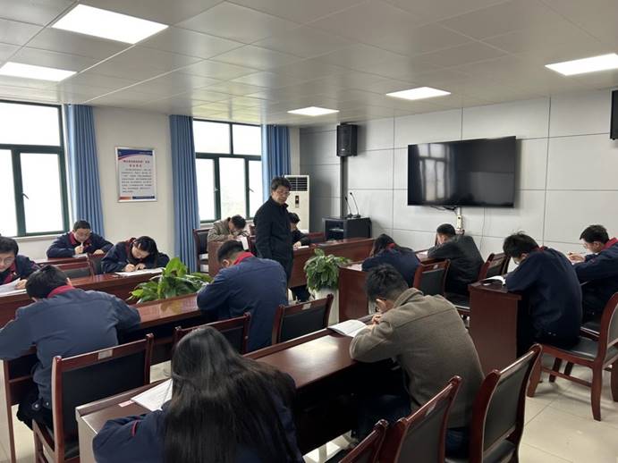 建材公司、檢測公司聯(lián)合開展管理人員業(yè)務提升考試